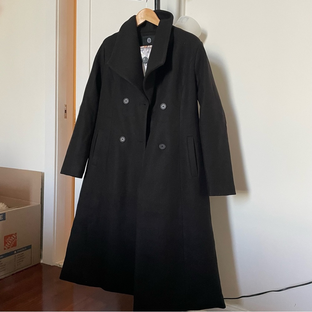Long black coat - Picture 3 of 6